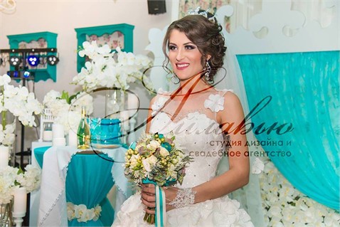 Свадебное агентство "Айлавью" — Красивые букеты для красивых невест