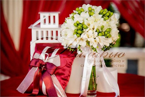 Свадебное агентство "Айлавью" — Оформление в красном цвете