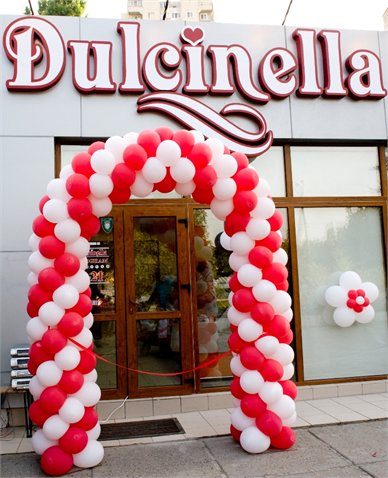 Deschiderea magazinului specializat "Dulcinella"