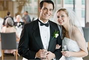 Moderatorul nunţii: istoria relaţiei
