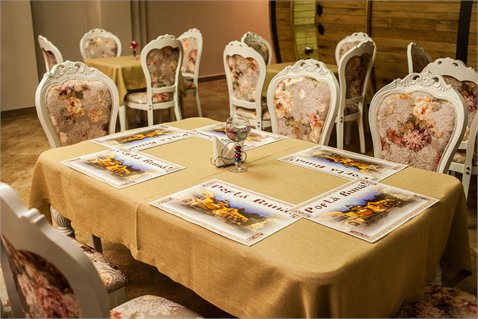 Setul de Crăciun de la restaurantul "Butoiaş"!