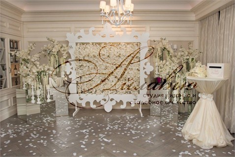 Agenția "I Love You" — Decorul nunții cu orhidee