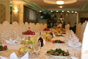 Sezonul de nunţi la restaurantul 