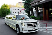 Noutate! Limuzina Cadillac Escalade de la 